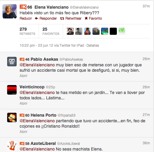 Captura del tuit de Elena Valenciano y algunas respuestas